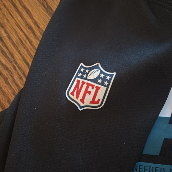 Eagles sweatshirt, Nike/NFL Boys medium - Picture 4 of 6